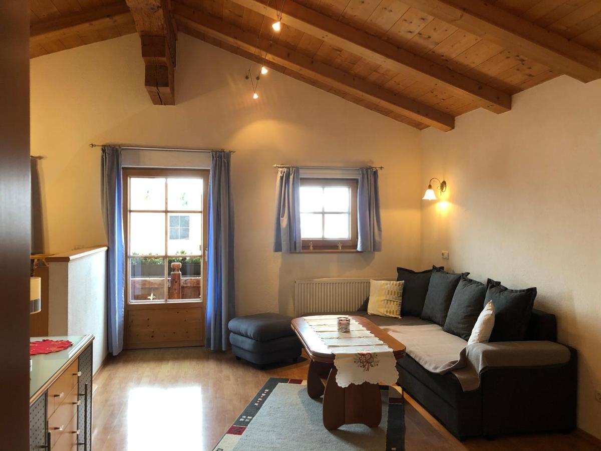 Apartment Leirer *